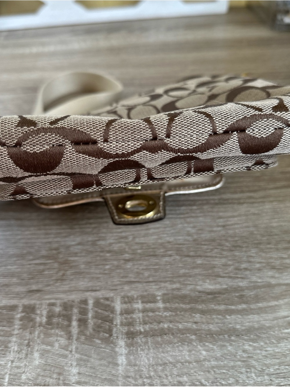 Coach Signature Penelope Turn Lock Monogram Crossbody Bag Gold stains on strap - Picture 14 of 15